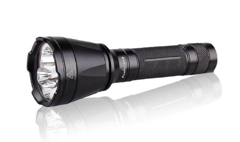 Фонарей отзывы. Фонарь Fenix tk32 2016. Тактический фонарь Fenix tk32 cree XP-L Hi v3 2016 Edition. Fenix 1000 лм.