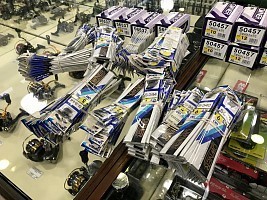 Поставка карабинов, одинарных и тройных крючков Owner