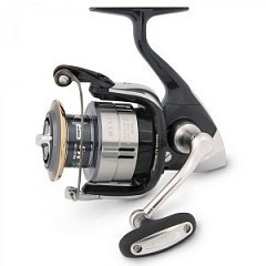 Shimano Безынерционная катушка Shimano Vanquish C3000F